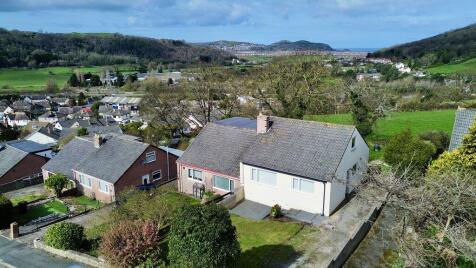 Bevan Avenue, Mochdre