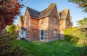 14, Village Street, Moulsford, Wallingford OX10 9JQ