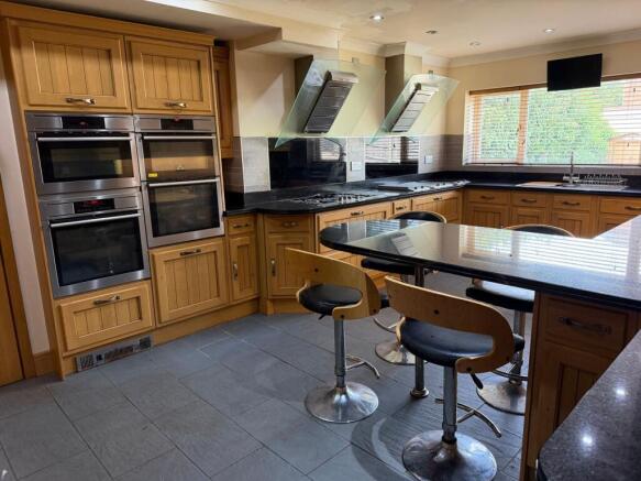 Breakfast Kitchen (1)