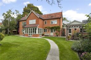 Mortimores, The Street, Waltham St Lawrence, Reading RG10 0JH