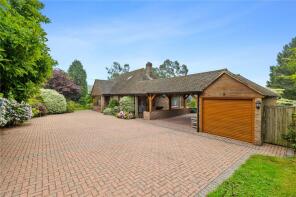 Greenacre, Crowborough Road, Uckfield TN22 3HU