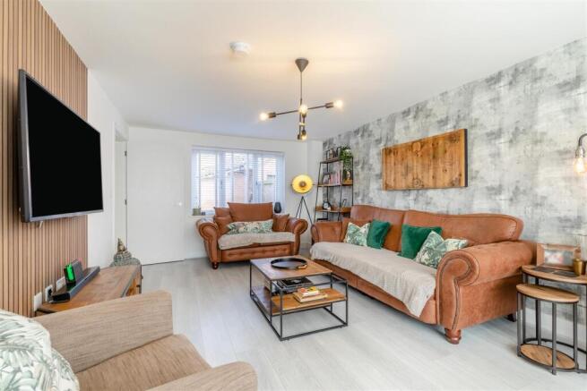 8687295-interior21.jpg