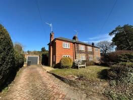 15, Dene Lane, Lower Bourne, Farnham GU10 3PW