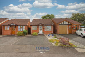 4, Conifer Paddock, Halesowen B62 9LZ
