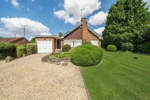 Kvanndal, Axford Road, Ellisfield RG25 2QG