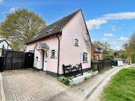 69, Bridgecote Lane, Laindon, Basildon SS15 4BW