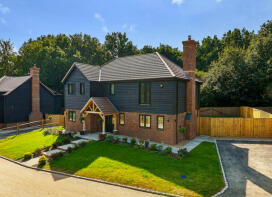 2, Henrietta Place, Berrys Green, Westerham TN16 3FN