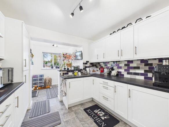 Kitchen/Utility Room