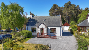 Drumgiven, Dirdhu Court, Nethy Bridge PH25 3EG