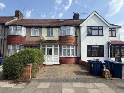 Burns Avenue, Southall