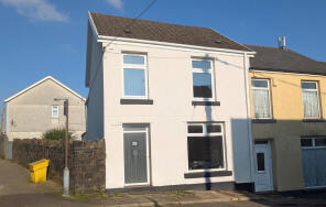 27, Brynmorlais Street, Penydarren, Merthyr Tydfil CF47 9YE