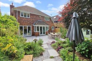 33, Old Priory Close, Southampton SO31 4QP