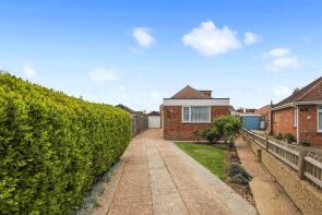 6, Middle Onslow Close, Worthing BN12 5RT