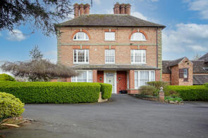 2, Sherbourne House, Vicarage Lane, Warwick CV35 8AB