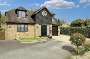Bromley, Warminster Road, Salisbury SP3 4LT