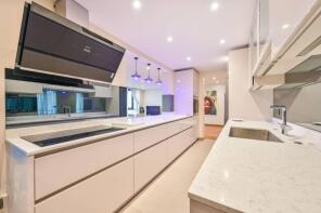 6, Spire House, Lancaster Gate, London W2 3NP