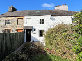 4 Ty Gwyn, Pandy Square, Tywyn LL36 9UU