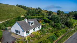 Shekinah, Station Hill, Lynton EX35 6LB