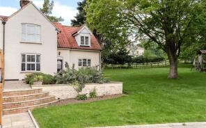 Honeysuckle Cottage, West Raynham Road, Fakenham NR21 7HE