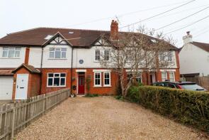 2, Sunnyside, The Street, Crookham Village, Fleet GU51 5SJ
