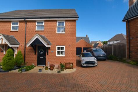 Brown Hill, Buckton Fields, Northampton, NN2