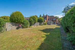 The Summers, New Park Road, Cranleigh GU6 7HL