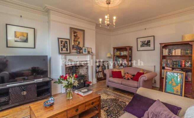 Lounge image 1