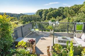 2, Danby Heights Close, Wellswood, Torquay TQ1 2HR