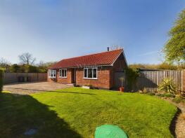 Dunroamin, Diss Road, Diss IP22 5TP