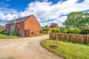 Upper Doddenhill Barn, A456 Newnham Bridge, Tenbury Wells WR15 8NU