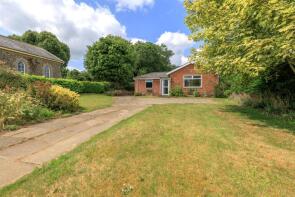 Stonganess, The Street, Bramfield IP19 9HT
