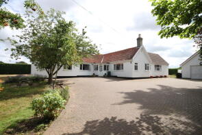 Lakeside Bungalow, London Road, Newmarket CB8 0UE