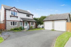 8, Hearl Road, Saltash PL12 4TX
