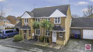 38, Moncreiff Drive, Burton-on-trent DE13 0RJ