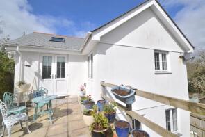 Tregastel, New Road, Cadgwith, Helston TR12 7JZ