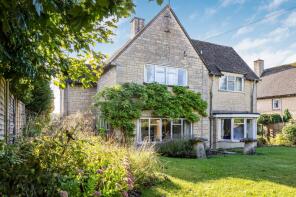 7, St Johns Close, Stratton GL7 2JA