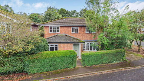 Sylvaways Close, Cranleigh, GU6 7HG