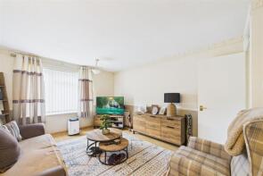 Flat 32, Kestrel Court, Elizabeth Road, Chichester PO19 7JE