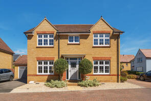 10, Bishops Close, Bathpool, Taunton TA2 8DS