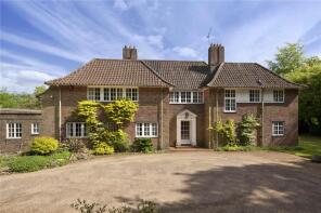 Quietways, Chart Lane, Westerham TN16 1LU
