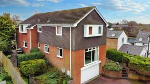 Gable End, Mill Hill Road, Leicester LE8 5WG