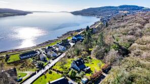 Hillside, Auchenlochan Back Road, Tighnabruaich PA21 2BE