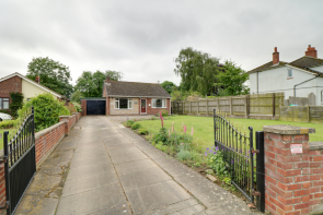 The Bungalow, Brigg Road, South Kelsey, Market Rasen LN7 6PH