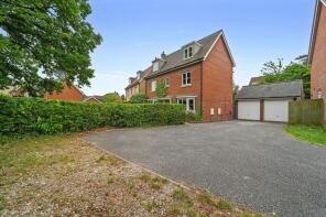 58, Acer Road, Woodbridge IP12 2GA