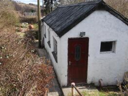 Cwm Cylla Bungalow (2), Heol-y-felin, Cefn Hengoed CF82 8FL