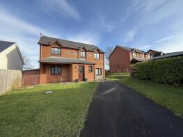 75, Tudor Gardens, Merlins Bridge, Haverfordwest SA61 1LB