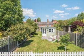 2 Phoenix Yard Cottages, Red Hill, Wateringbury, Maidstone ME18 5LD