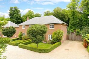 6, Garden Lane, Newport Pagnell MK16 9ED