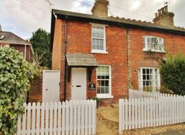 18, Queens Road, Lyndhurst SO43 7BR