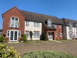 6, Montgomery House, Old Stafford Road, Cross Green WV10 7EQ